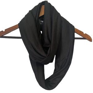 Beyond Yoga Black Infinity Scarf with Hidden Zipper Pocket